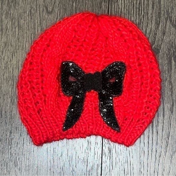 Black Sequined Bow Holiday Christmas Knit Hat - Picture 1 of 2